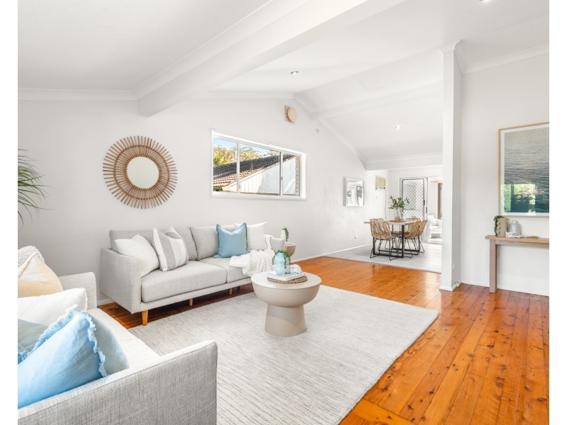 29 Angus Avenue, Wyoming NSW 2250