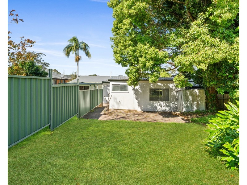 29 Angus Avenue, Wyoming NSW 2250