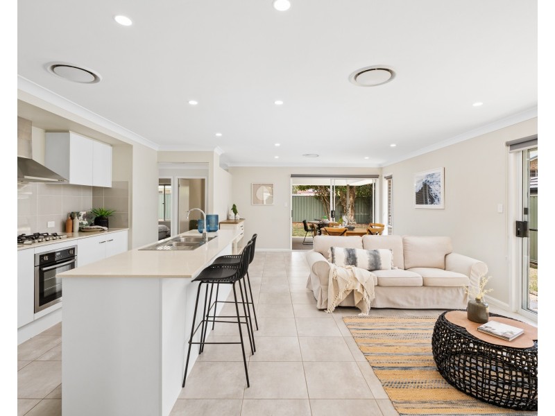 2/42 Reeves Street, Narara NSW 2250