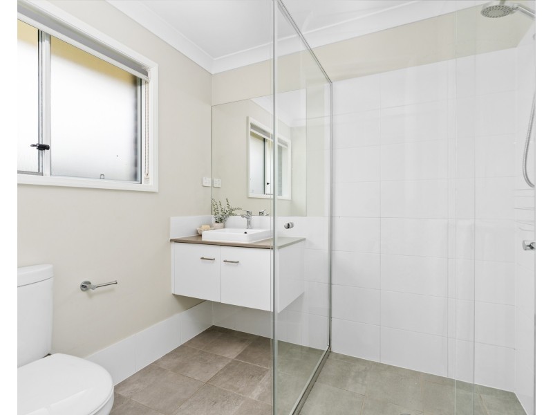 2/42 Reeves Street, Narara NSW 2250