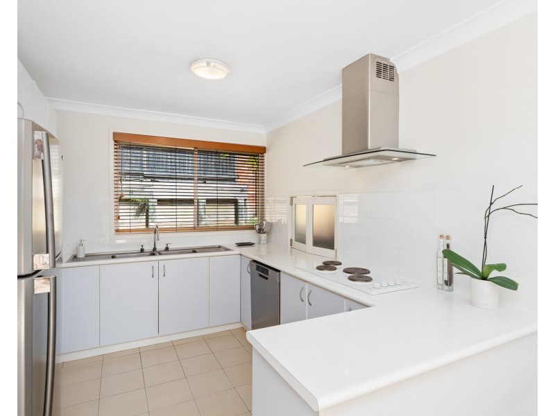 5 Maya Street, Wyoming NSW 2250