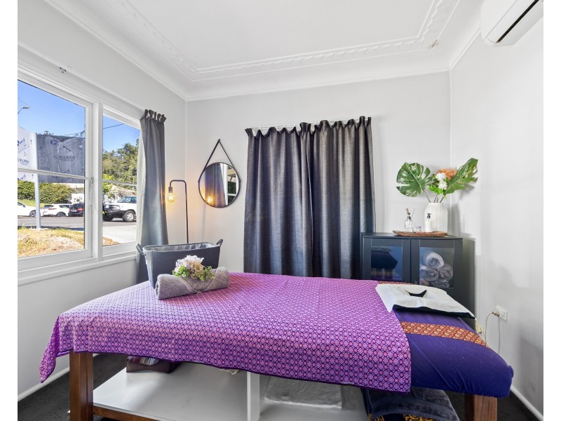 109 The Entrance Road, Erina NSW 2250