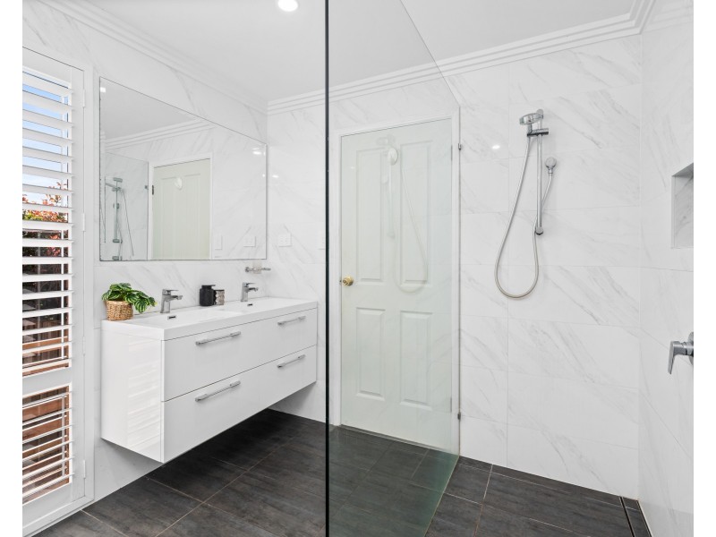 14 Avon Close, Terrigal NSW 2260