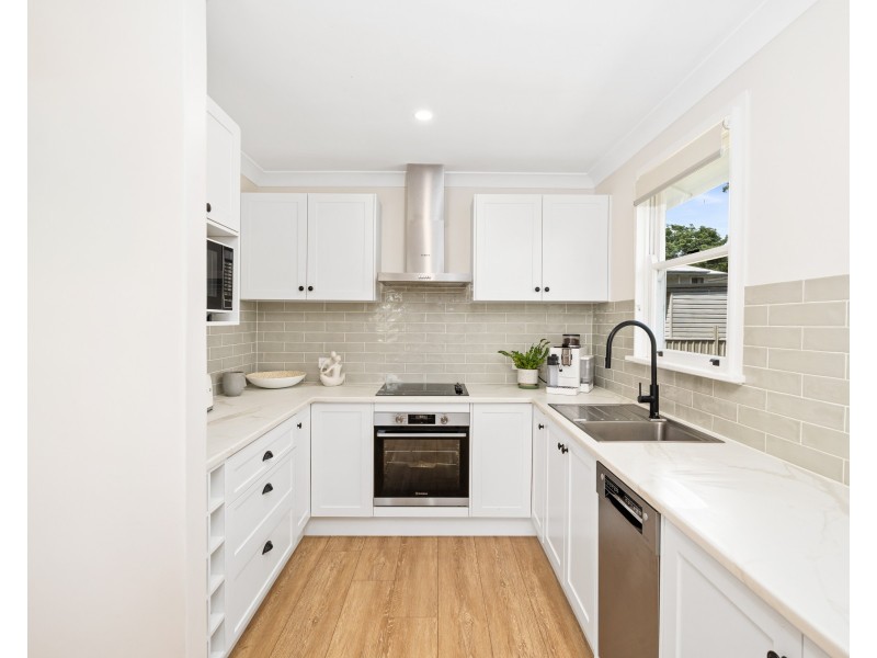 24 Maidens Brush Road, Wyoming NSW 2250