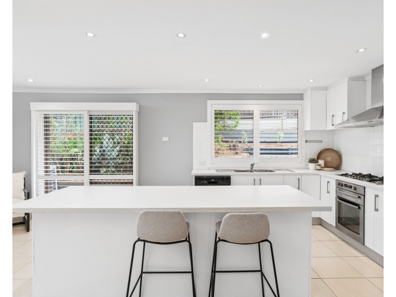 1 Woodside Terrace, Narara NSW 2250