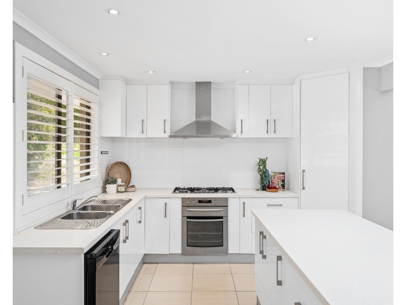 1 Woodside Terrace, Narara NSW 2250