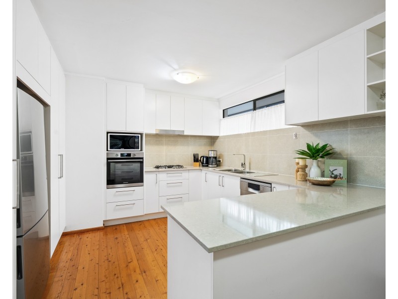 2 Mountain View Avenue, Narara NSW 2250