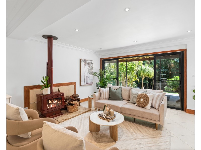 21 Narrawa Avenue, Erina NSW 2250