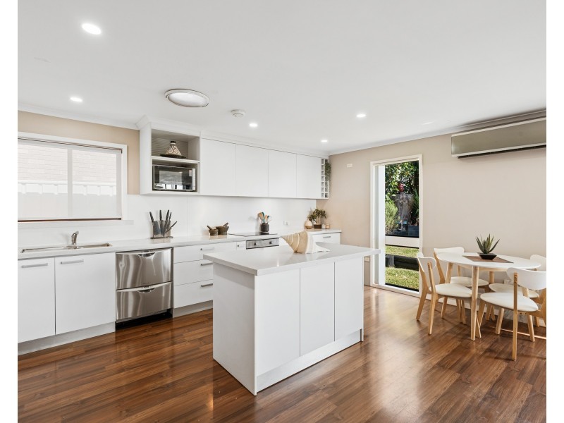 22 Shannon Parade, Berkeley Vale NSW 2261