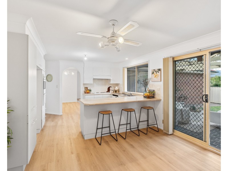 4 Robinia Parade, Springfield NSW 2250