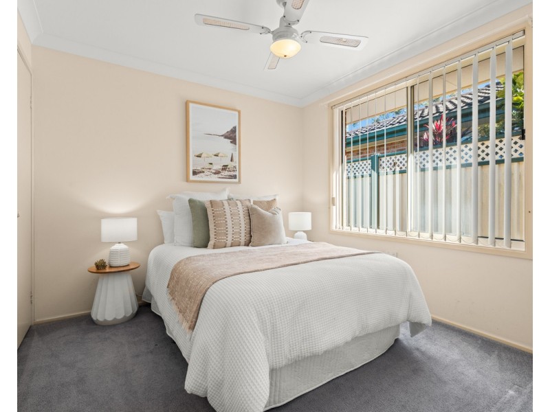 4 Robinia Parade, Springfield NSW 2250