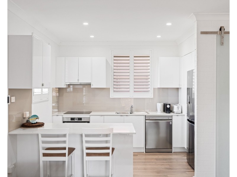 4/55 Hutton Road, The Entrance North NSW 2261