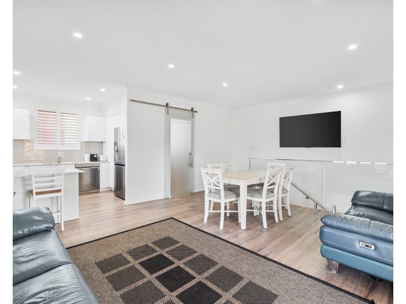 4/55 Hutton Road, The Entrance North NSW 2261