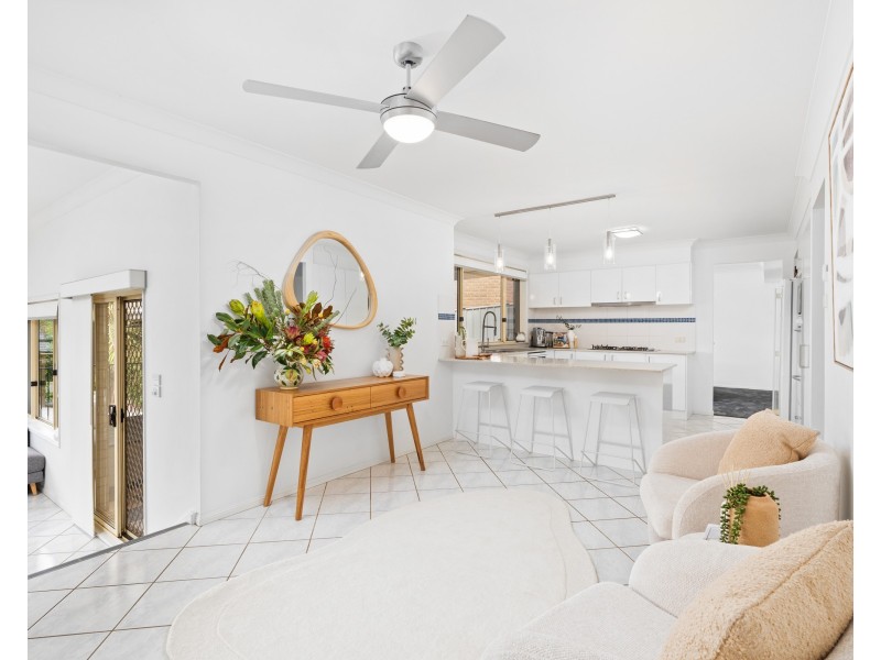 6 Hillgrove Close, Ourimbah NSW 2258