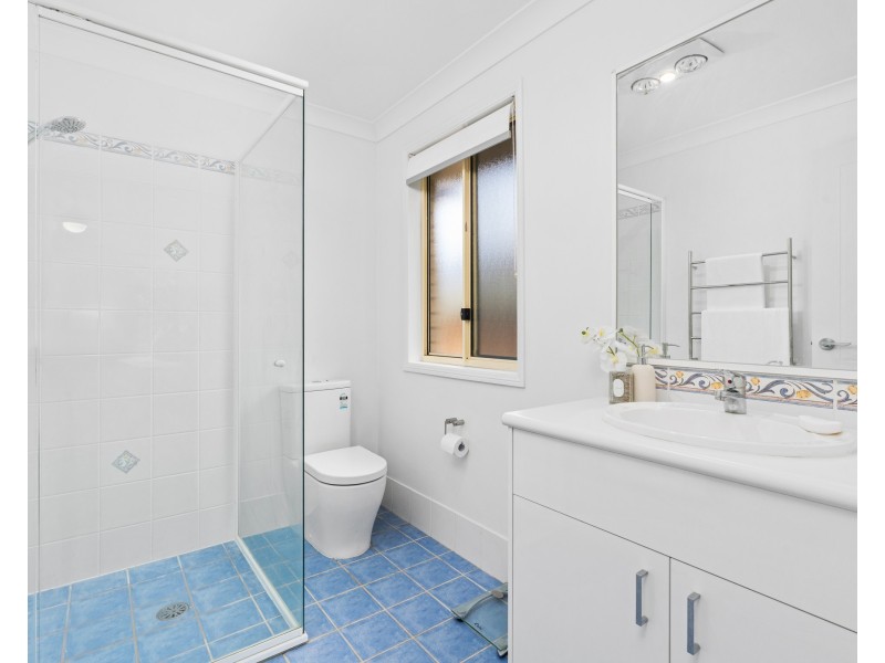 6 Hillgrove Close, Ourimbah NSW 2258