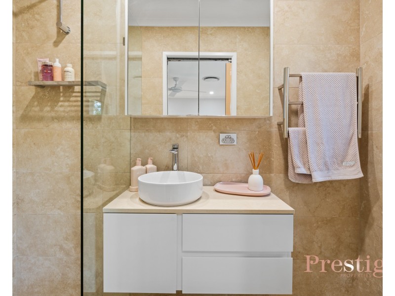 2/229 Oak Road, Matcham NSW 2250