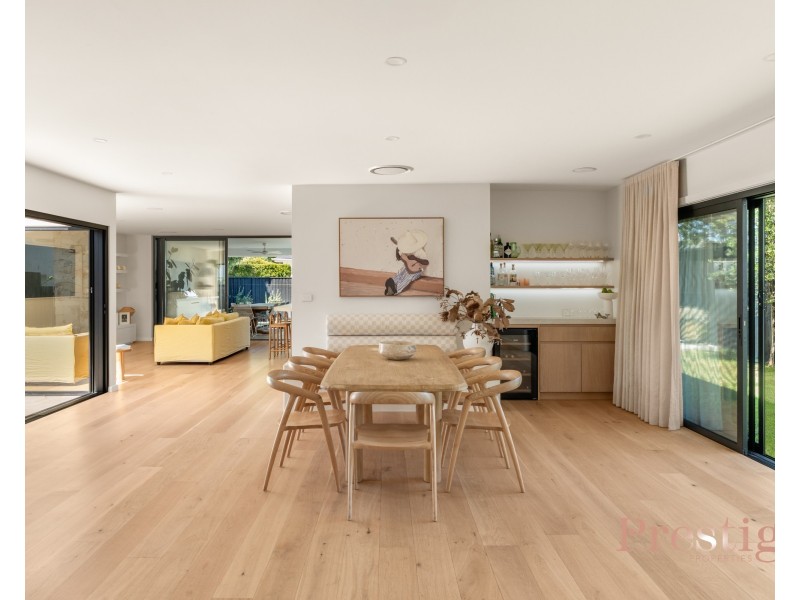 25 View Street, North Avoca NSW 2260