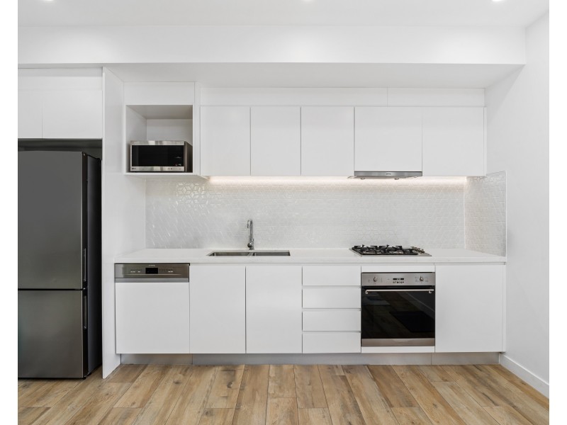 704/25 Mann Street, Gosford NSW 2250