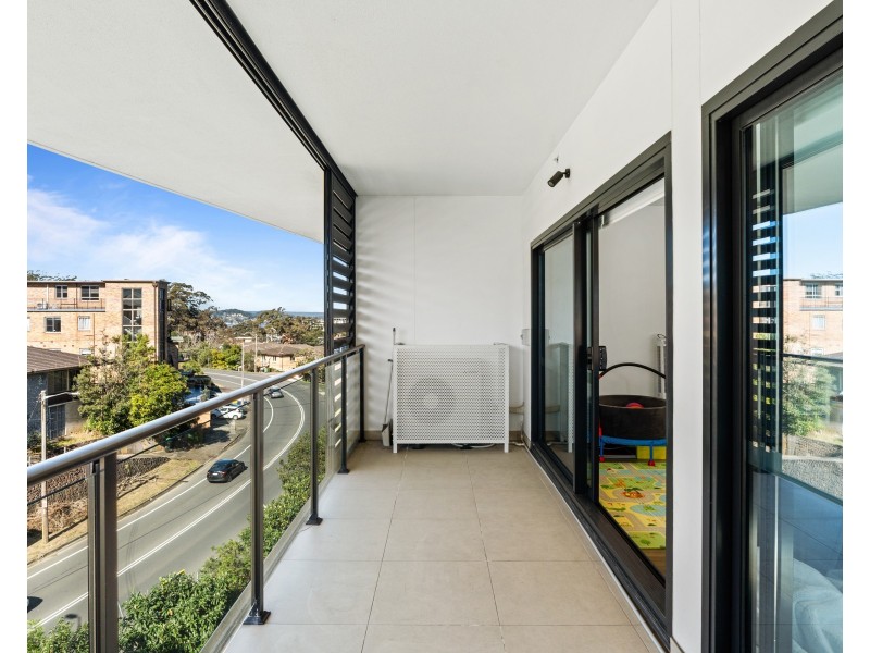 704/25 Mann Street, Gosford NSW 2250