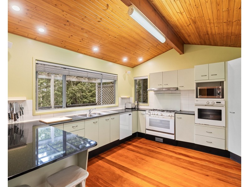 20 Woolard Road, Springfield NSW 2250