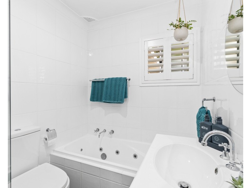 15 Woolard Road, Springfield NSW 2250