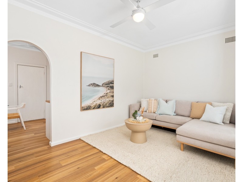4 Keith Street, Wyoming NSW 2250