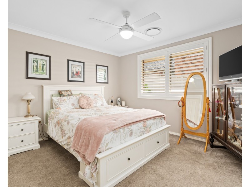 1/102 Coolawin Circle, Narara NSW 2250