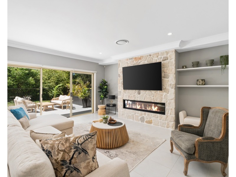 25 The Valley Way, Lisarow NSW 2250