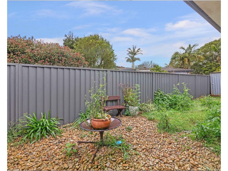20a Windsor Road, Berkeley Vale NSW 2261