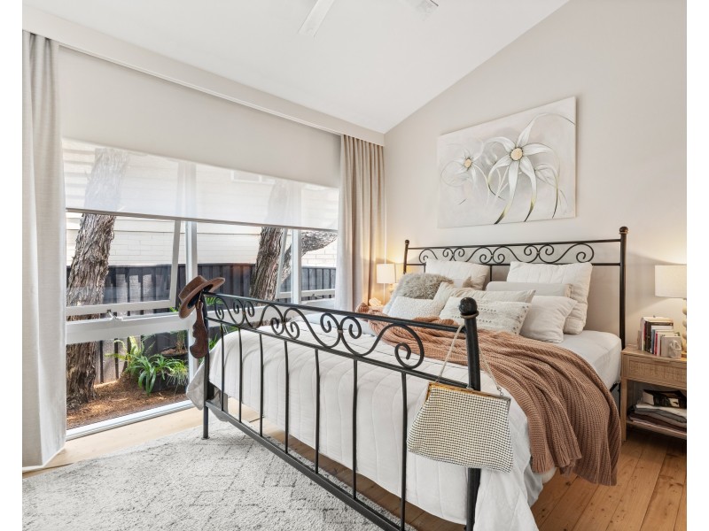 14 Bel Hilton Court, West Gosford NSW 2250