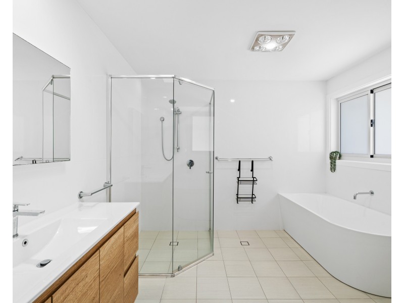 1/30 Lumeah Avenue, Wamberal NSW 2260