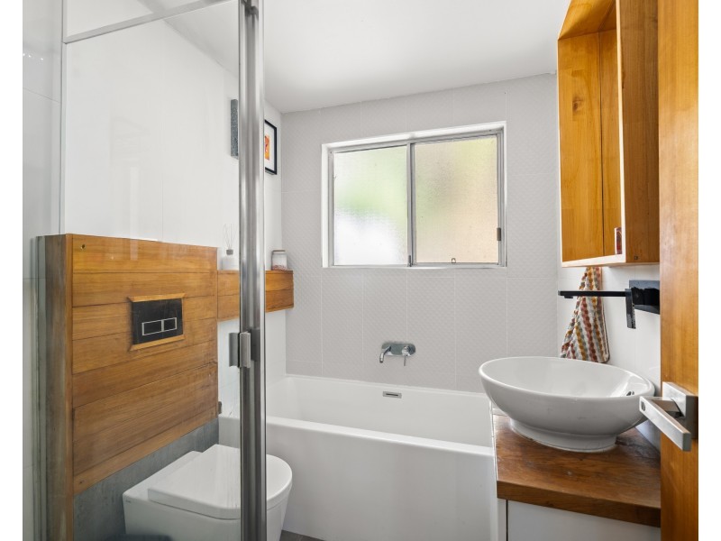 65 Anniversary Avenue, Terrigal NSW 2260