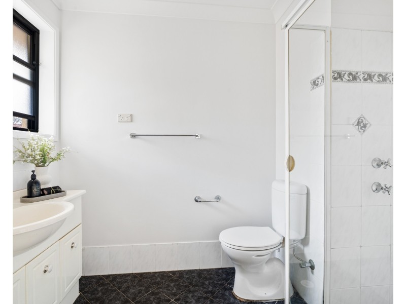 13/51 Newling Street, Lisarow NSW 2250