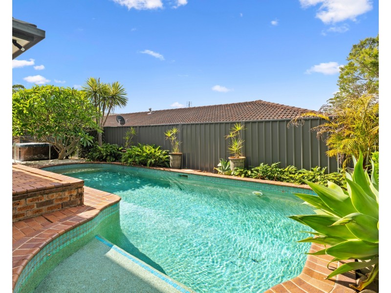 33 Yanderra Crescent, Narara NSW 2250