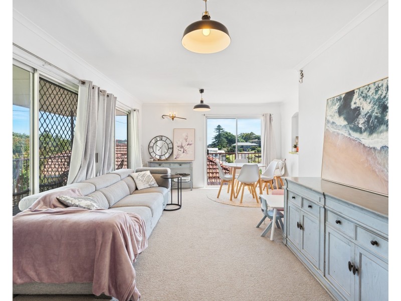 1/44 Ash Street, Terrigal NSW 2260
