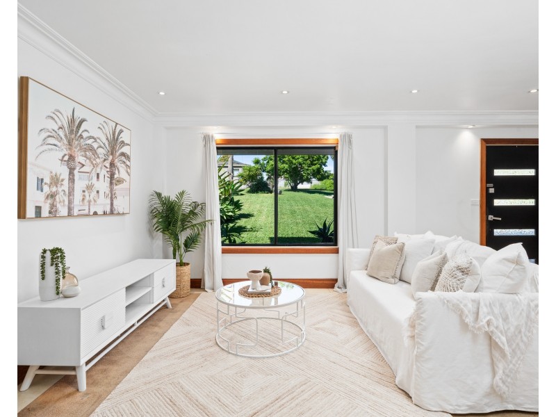 21 Narrawa Avenue, Erina NSW 2250