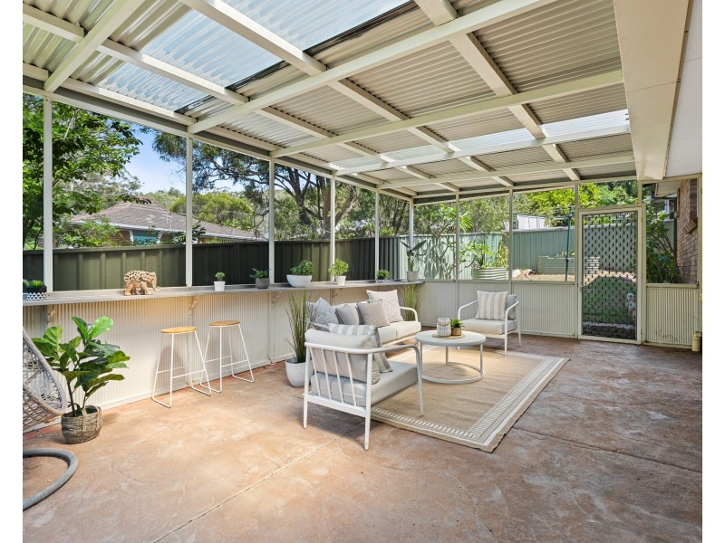 17 Beaumont Avenue, Wyoming NSW 2250