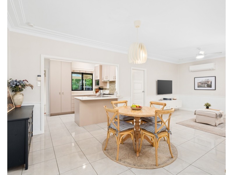 11 Headlam Parade, Springfield NSW 2250