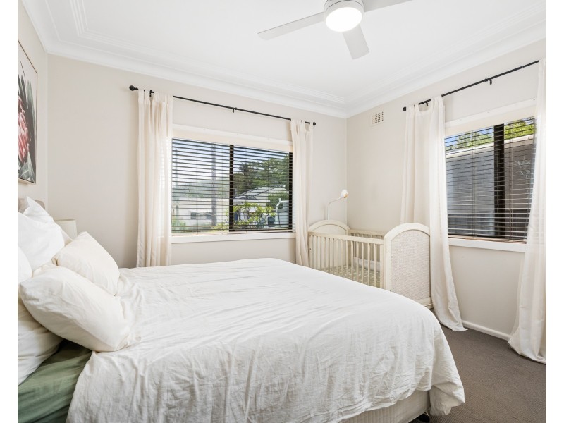 11 Headlam Parade, Springfield NSW 2250