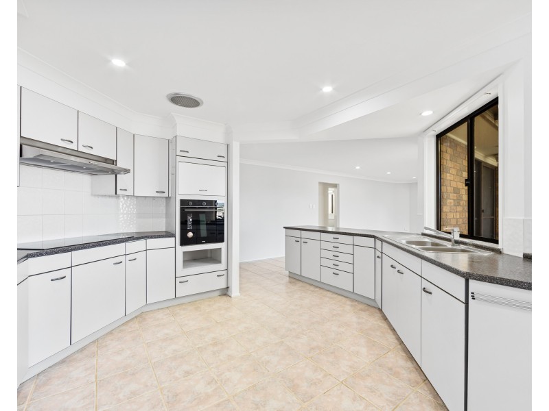 69 Bronzewing Drive, Erina NSW 2250