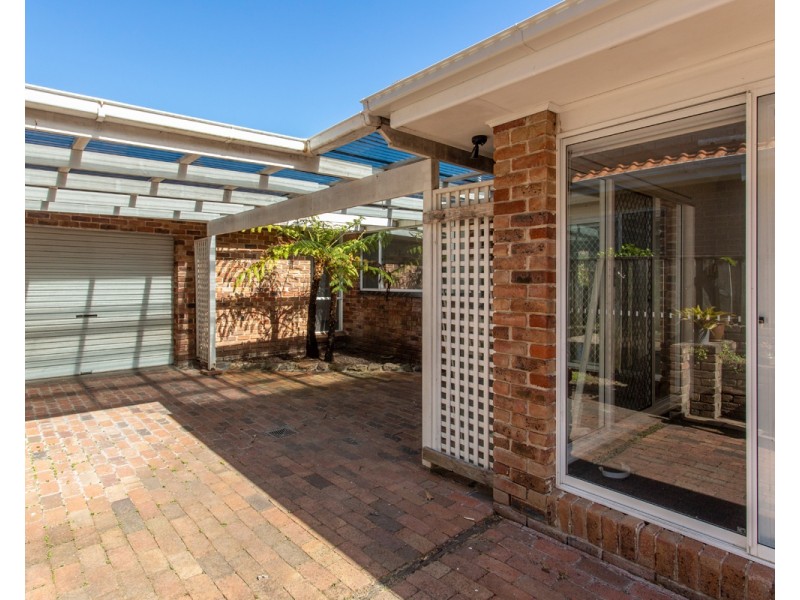 8 Viscount Close, Shelly Beach NSW 2261