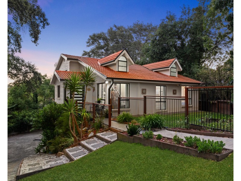 5 Dora Street, Lisarow NSW 2250