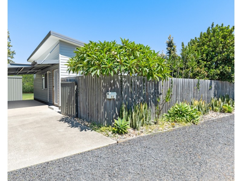 12 Chiltern Road, Erina NSW 2250