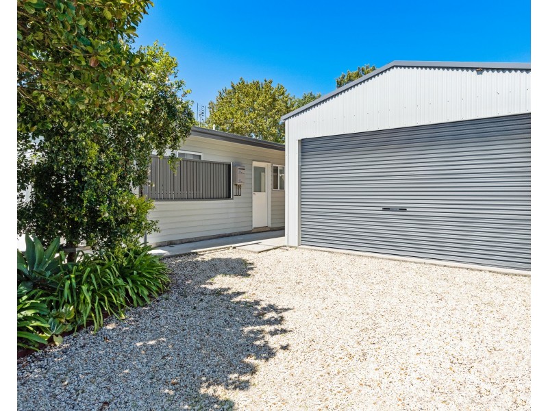 12 Chiltern Road, Erina NSW 2250