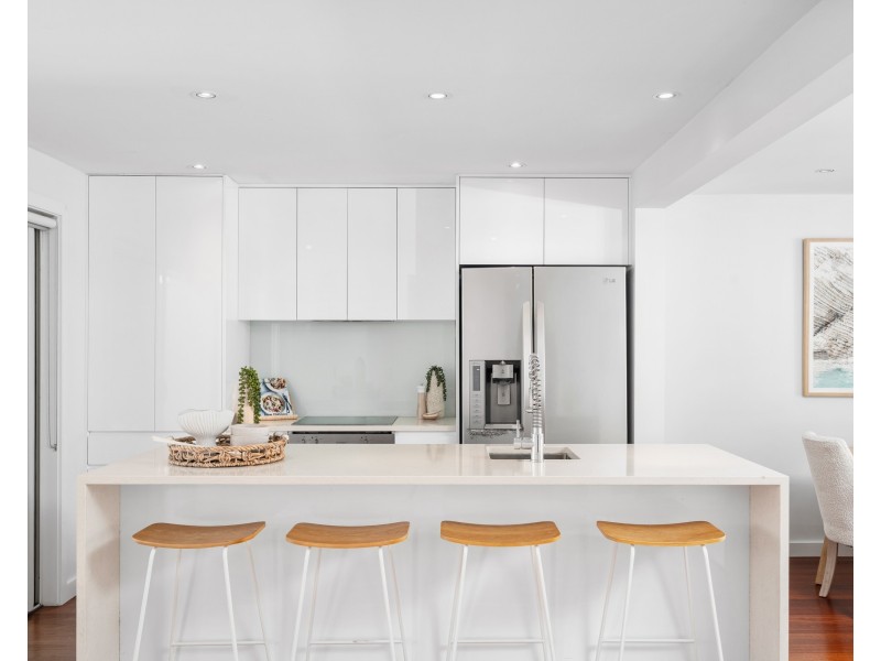 25 Captain Cook Crescent, Long Jetty NSW 2261