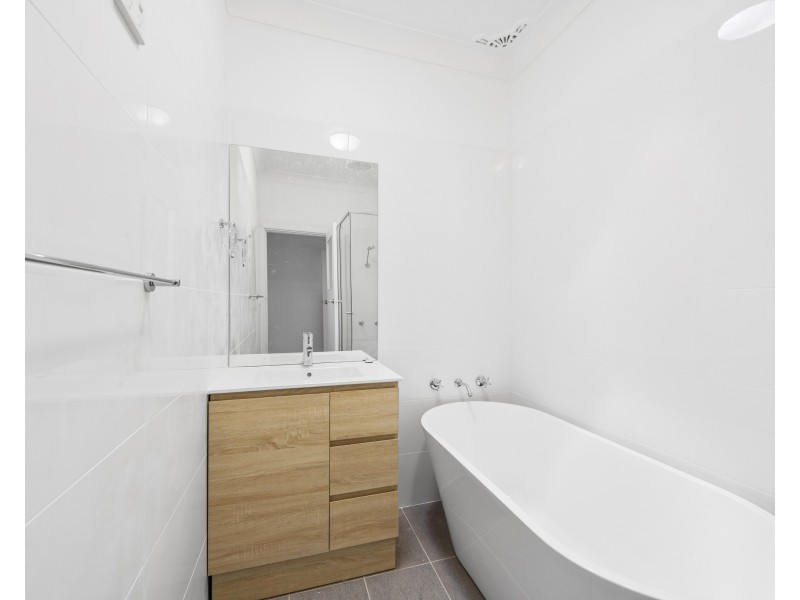 5 Dolly Avenue, Springfield NSW 2250