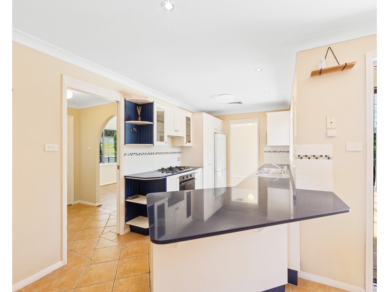 16 Jessie Riley Avenue, Erina NSW 2250