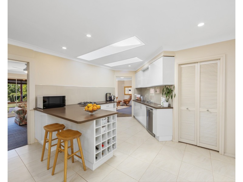 2/6 Argyle Avenue, Narara NSW 2250