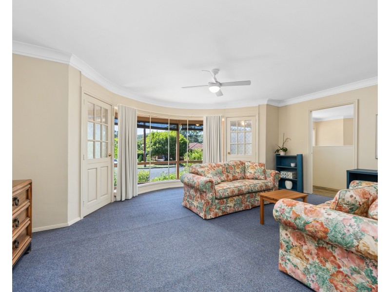 2/6 Argyle Avenue, Narara NSW 2250