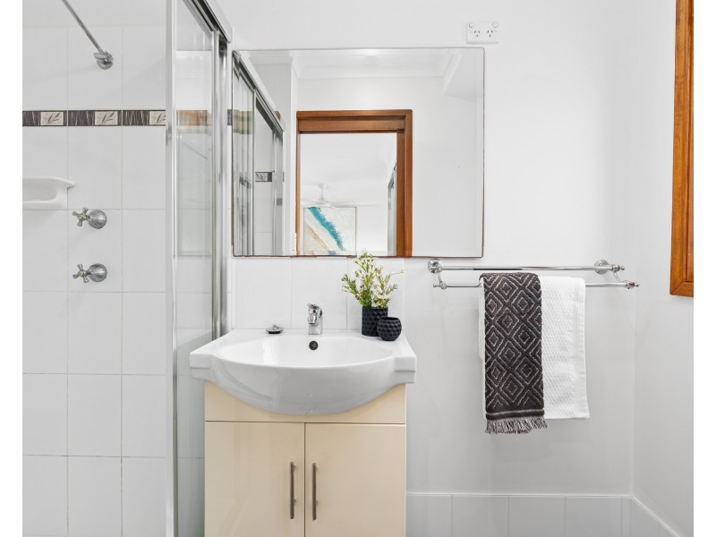 37 Deane Street, Narara NSW 2250